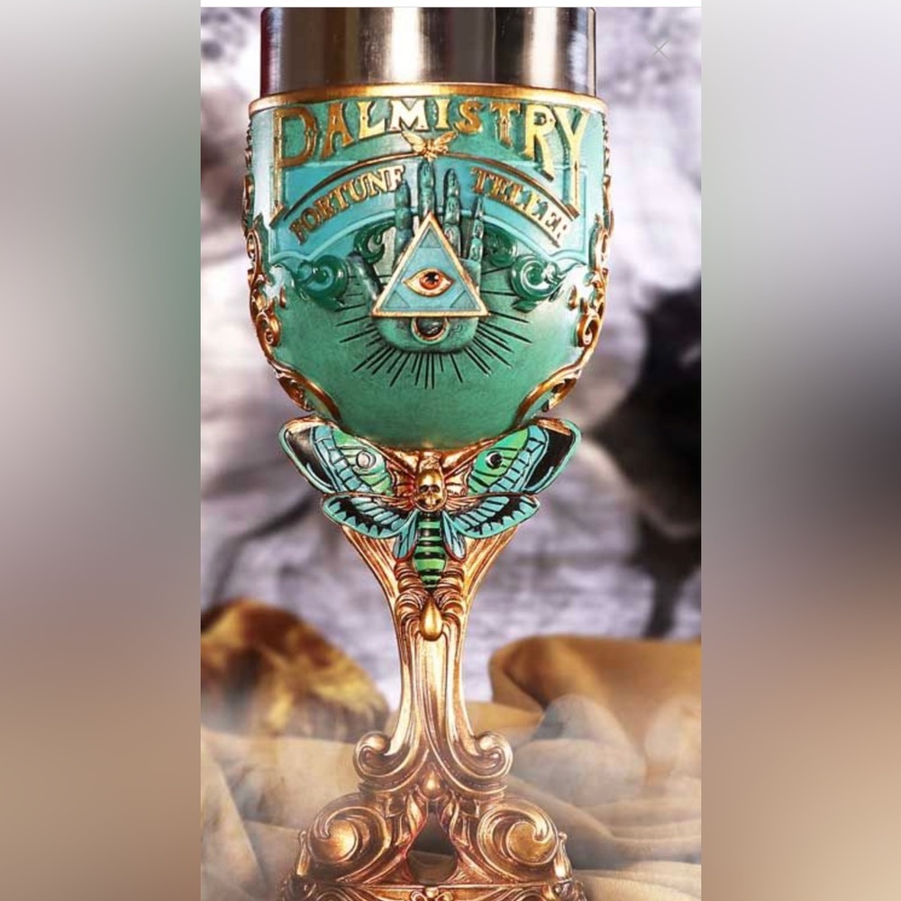 Palmistry goblet by Nemesis Now.